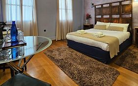 Kallisti Luxury Rooms